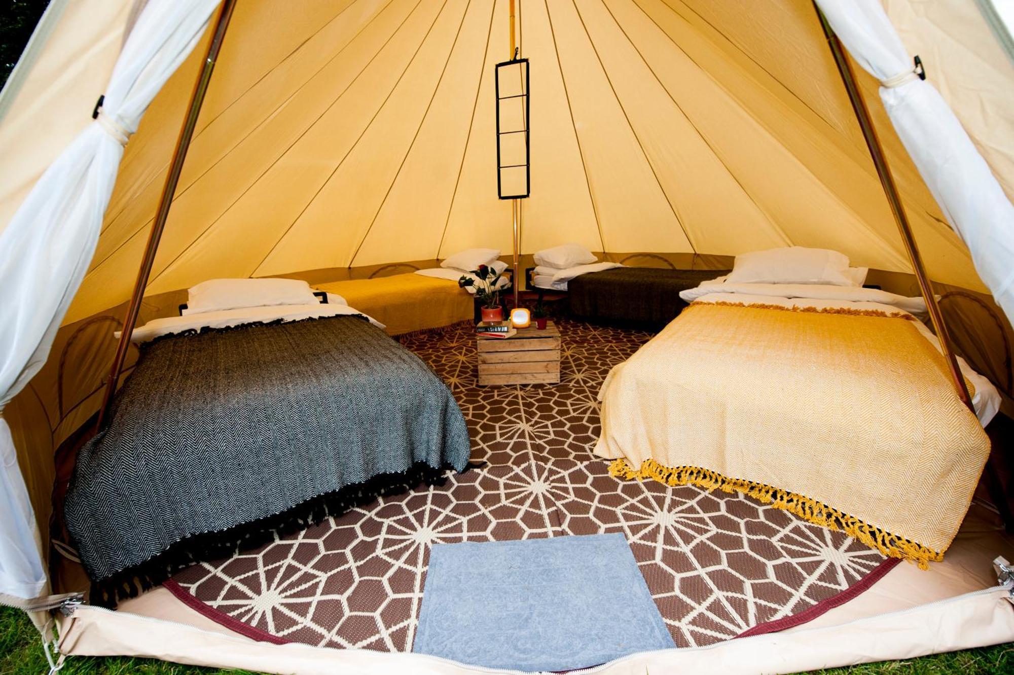 Nine Yards Bell Tents At The Tt - Касълтаун Екстериор снимка